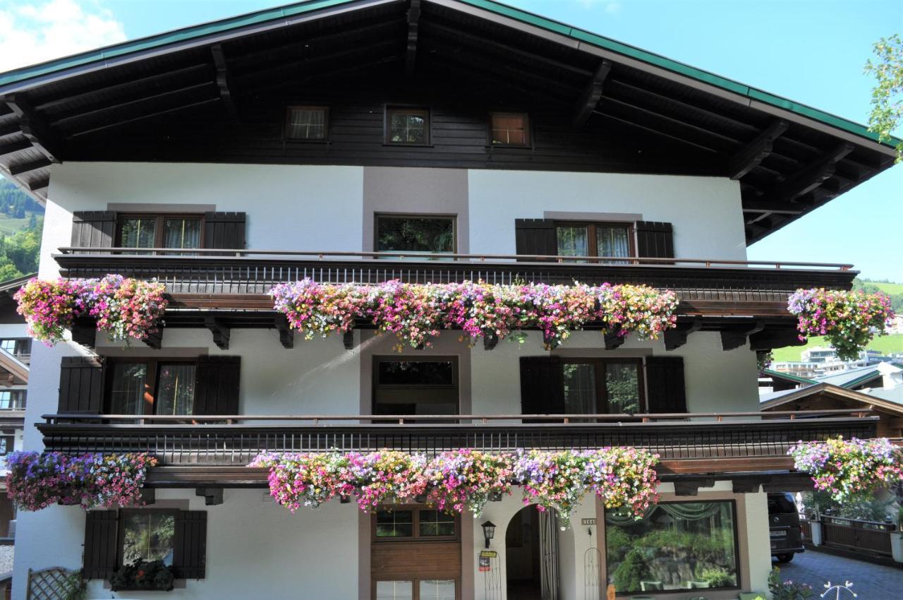 Pension Hochtor Saalbach-Hinterglemm Eksteriør billede